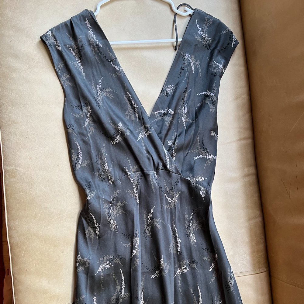 Vince Spring Floral Wrap Satin Dress - NWOT - XS